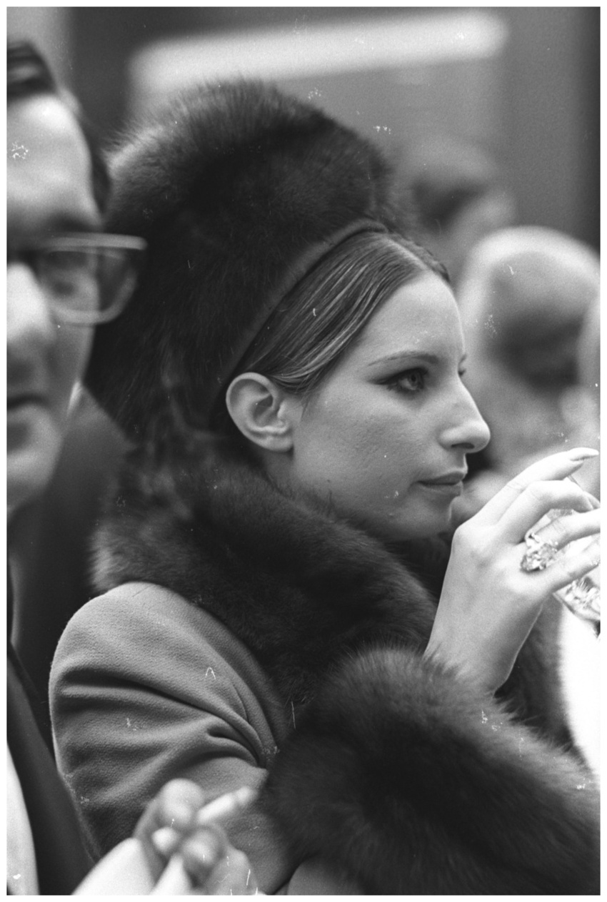 barbra-streisand-1969-photo-ron-galella